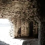 Della Torre