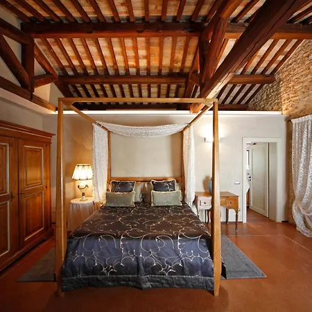 Alloggio per agriturismo Della Torre *