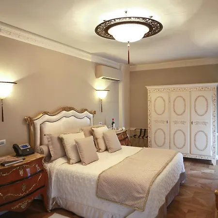 Alloggio per agriturismo Della Torre *